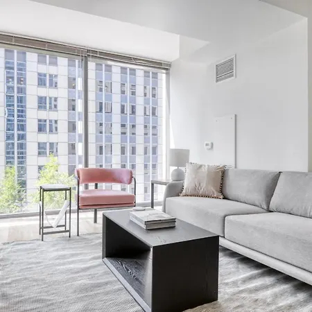 Loop Studio W Gym Pool Lounge 1 Block From L Chi-694