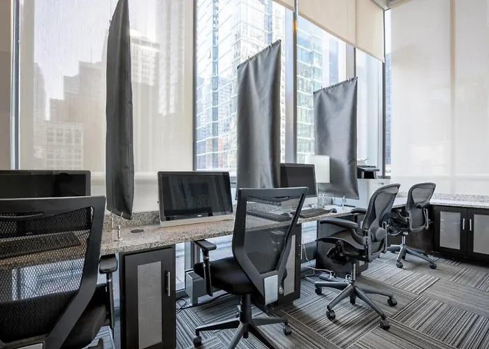 Appartement Loop W Gym Pool Lounge 1 Block From L Chi-694 Chicago