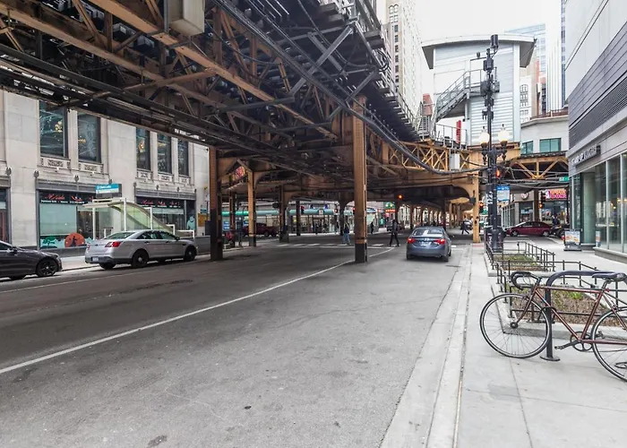 Appartement Loop W Gym Pool Lounge 1 Block From L Chi-694 Chicago